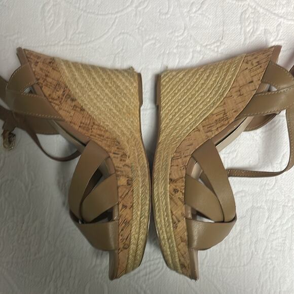 Charles David Tan Wedge Sandal Heels Size 10 - Picture 5 of 6